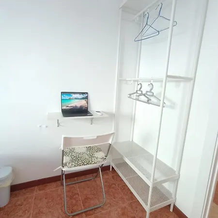 Piso Completo Cerca De Playa Y Estacion Tren Apartment Torremolinos